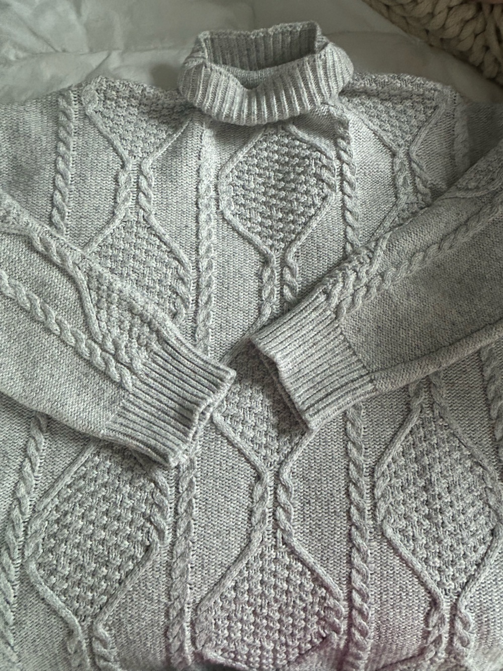 St John’s Light Grey Cable Knit Sweater